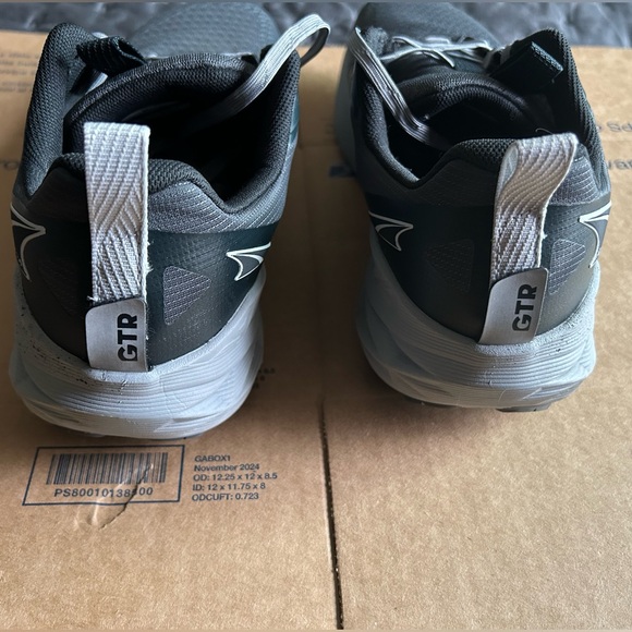 ALTRA Experience Wild 2 Men’s 13 Trail Running Shoes black/grey ALMOST NEW - Picture 10 of 16